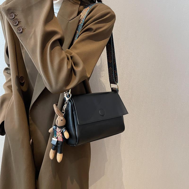 Bag New Versatile Women's Bag Fashion Shoulder Bag Wide Shoulder Small Square Bag