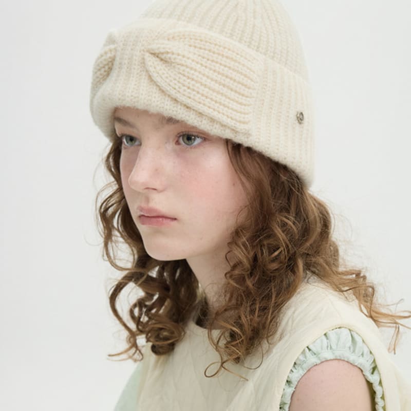 

Brown Hat Rosette Beanie - Ivory Ivory