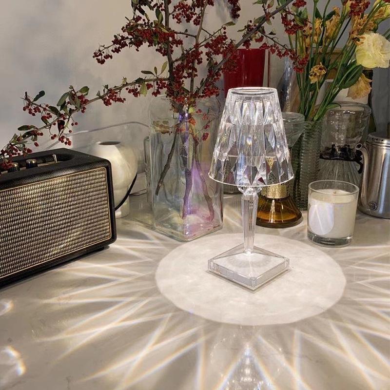 Diamant Tisch Lampe Licht Luxus Kreative Schlafzimmer Nacht Atmosphäre Nacht Licht Dekoration Kristall Kleine Tisch Lampe