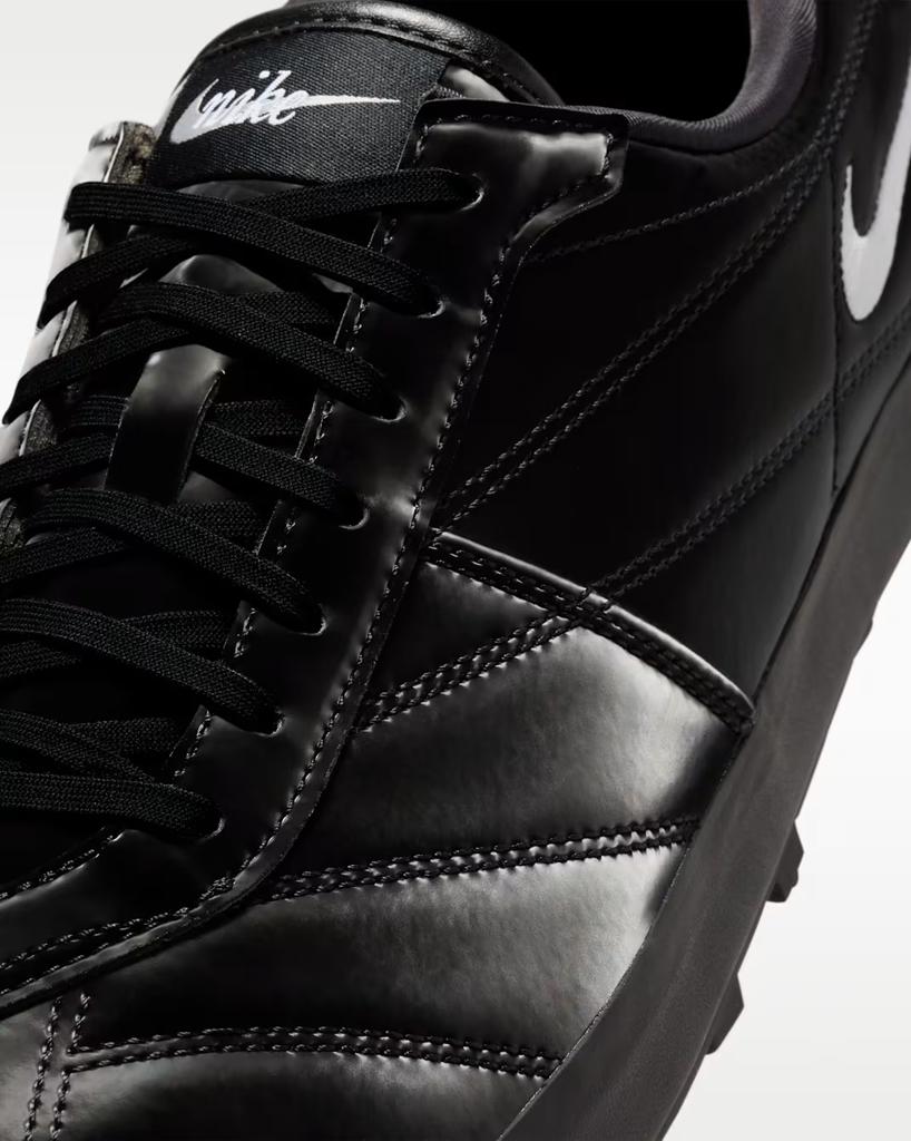 IR5902-010 Nike Astro Grabber "Black"
