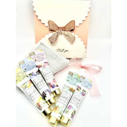 Gift, Celebration, Hand Cream 5-Piece Set and Handkerchief, Pink
