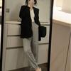 Chic and Elegant Ladies' Short Suit Jacket with High-end Vibes for Early Spring, Trendy Korean Style Suit Perfect for Petit