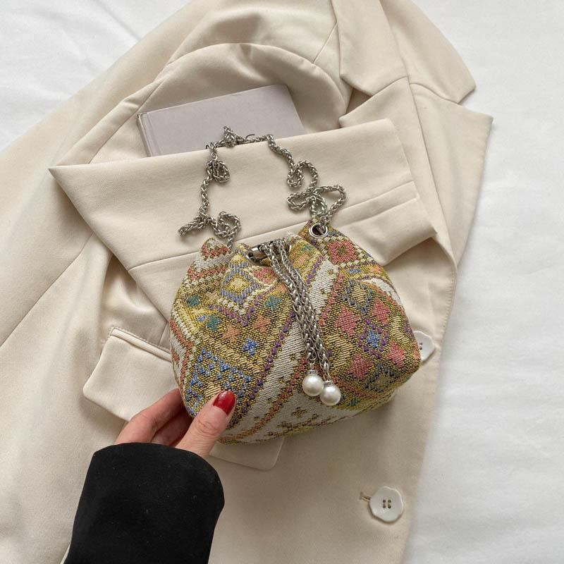 Trendy 2023 Women's Chain Bucket Bag Fashionable Canvas Crossbody Handbag