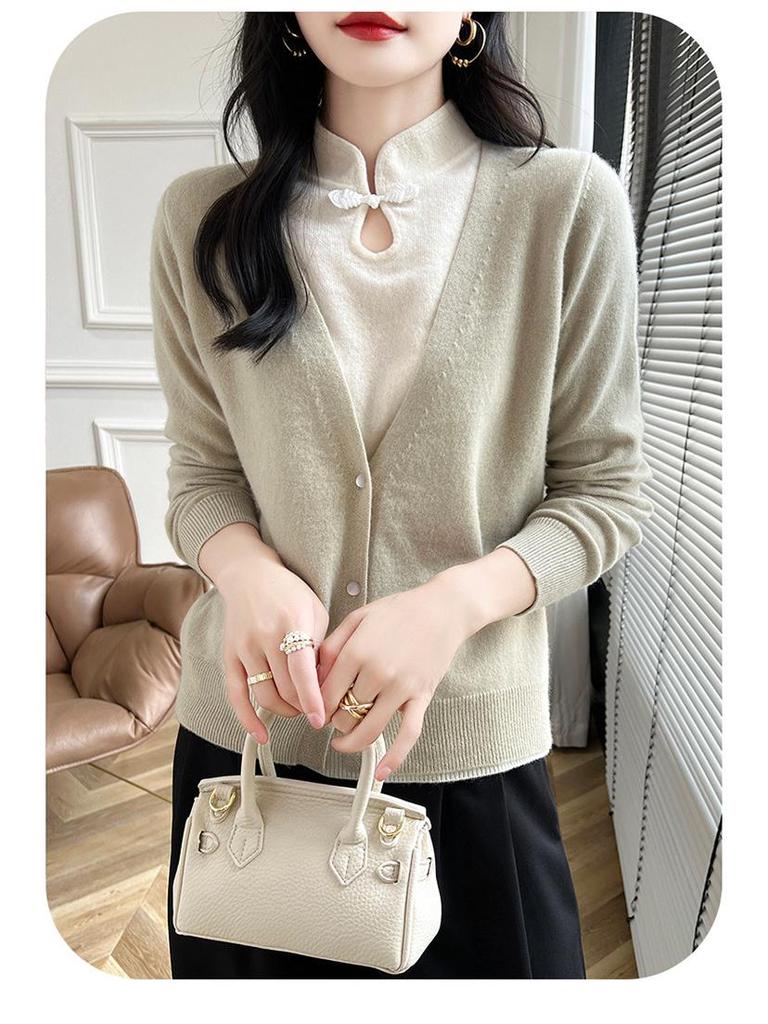 Frog Button Stand-Up Collar Cashmere Sweater - Chinese Style, Women's Autumn/Winter High-End Pullover