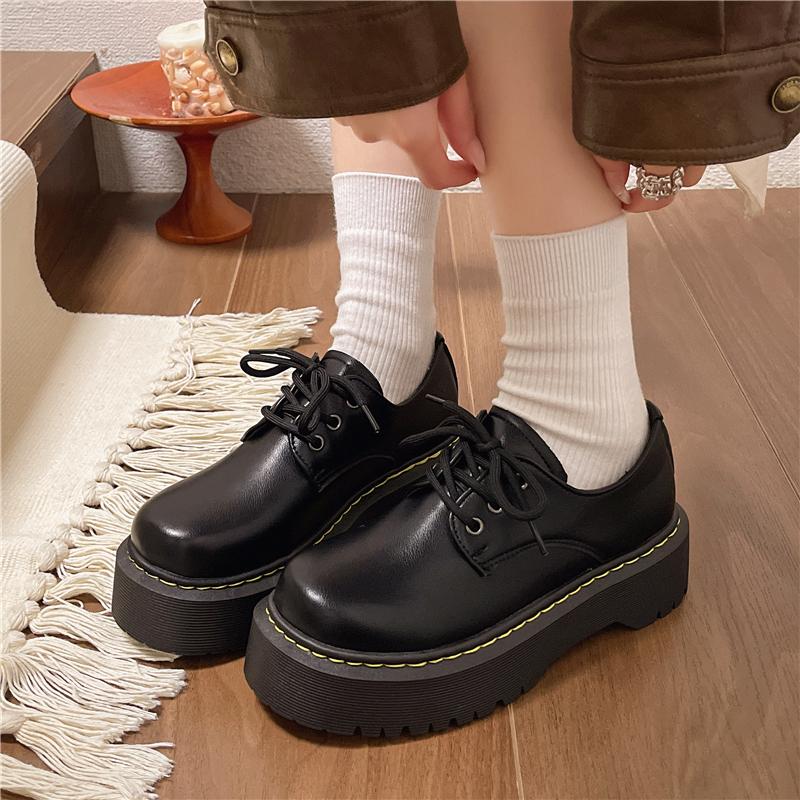Fashion Black 2025 New Platform Retro French Japanese Single Shoes Versatile