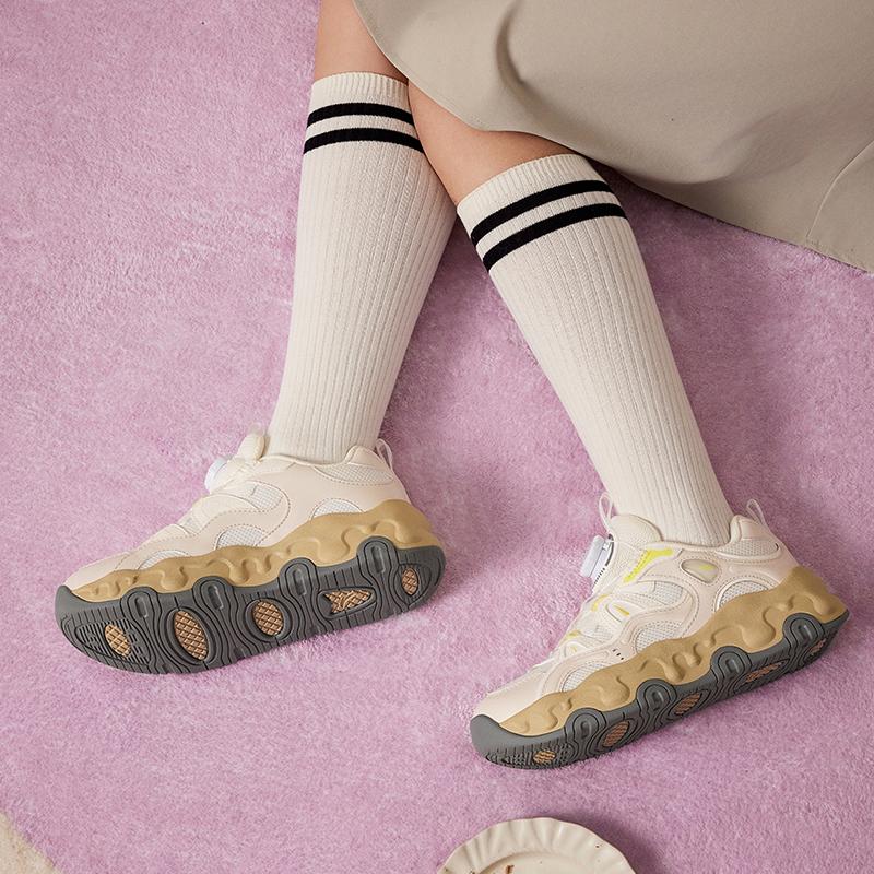 Anta Childrens Brownie Synthetic Leather Mesh Fashion Versatile Trendy Thick Sole Non-Slip Wear-Resistant Breathable Low-Top Casual Shoes A22538809