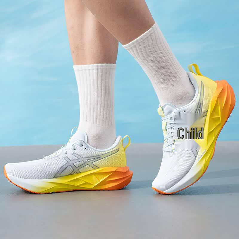 ASICS Men's NOVABLAST 5 Running Shoes