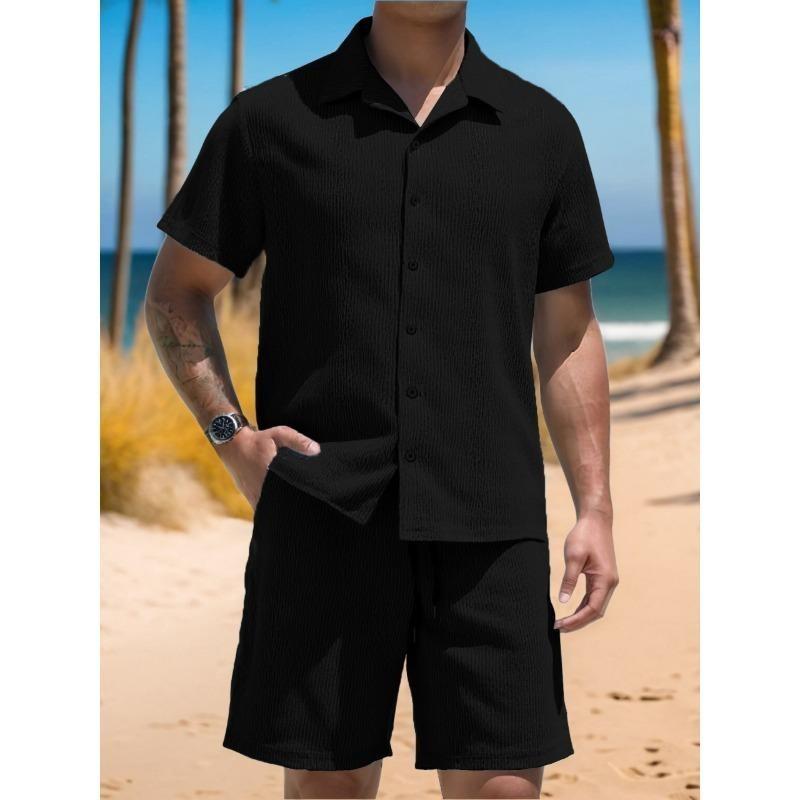 Completo Due Pezzi da Uomo: Camicia a Maniche Corte con Collo Cuban Texturizzato e Bottoni e Pantaloncini con Coulisse
