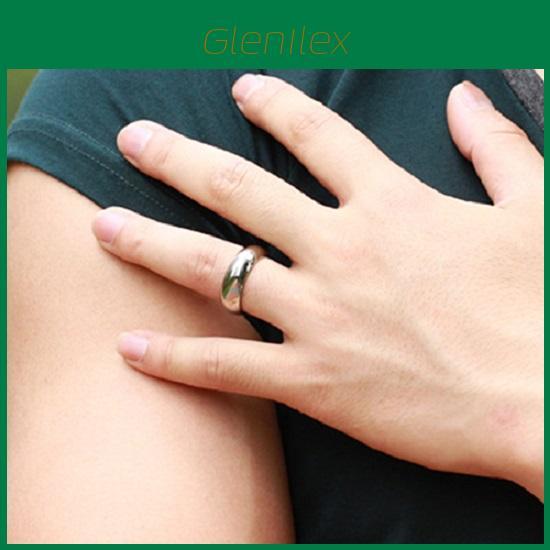 Elegant Sliver Color Fashion Wedding Rings Set For Women And Men With High Quality Material