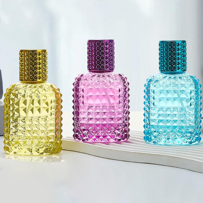 High-end 30ml Glass Perfume Spray Bottle, Portable & Refillable for Advanced Cosmetics