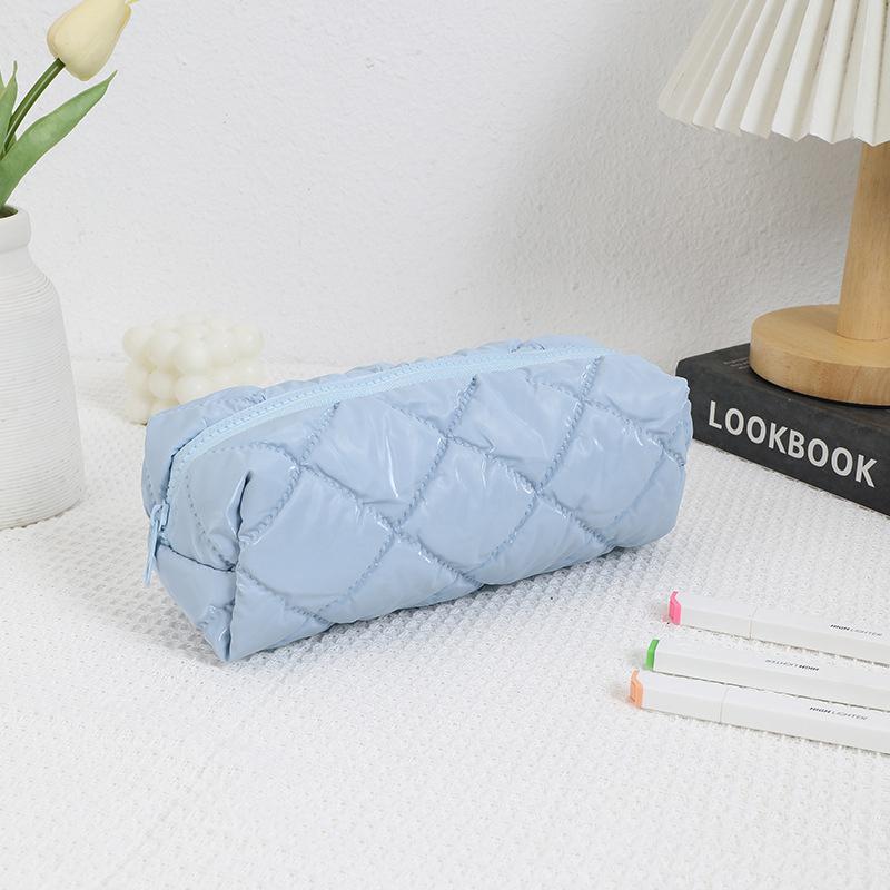 Простой однотонный пенал для карандашей для школьников — фото 10