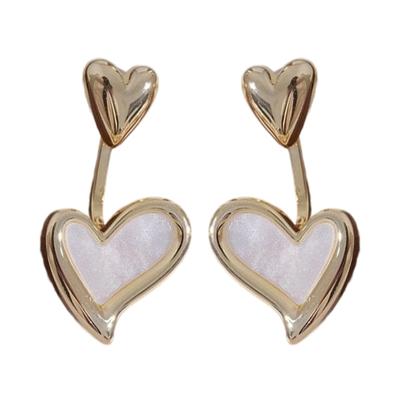 Natural White Shell Heart Studs Earrings Hypoallergenically Lightweight Design Ear Accessories For Sensitive Skin