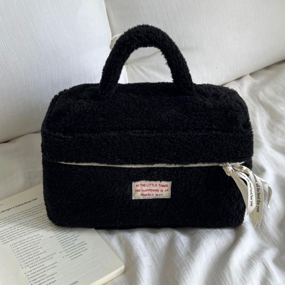 

Fluffy Plush Cosmetic Bag Zipper Travel Washbag Fashion Makeup Pouch Bag Female/Girls чёрный