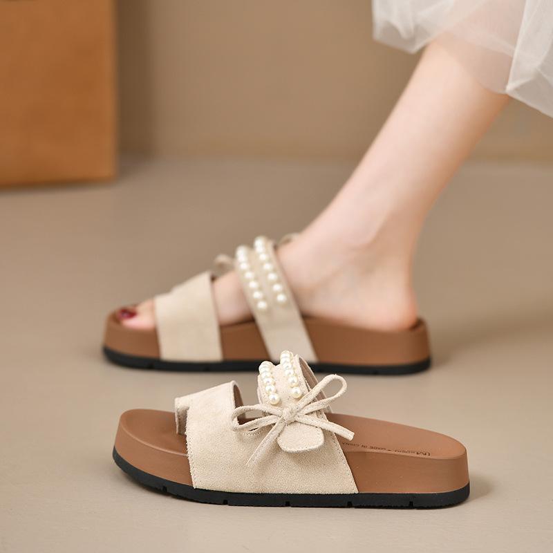 French pearl fairy thick-soled cool slippers women's summer wear 2025 new high-end beautiful skirt sandals