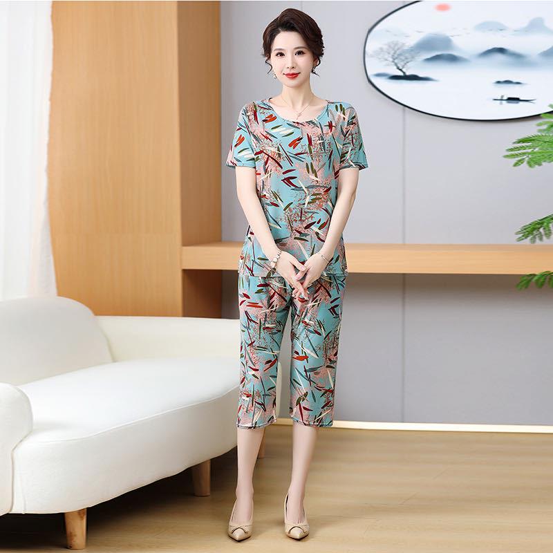 Women's Plus Size Ice Silk Pajama Set: Casual Short Sleeve Two-Piece for Middle-aged and Elderly Moms