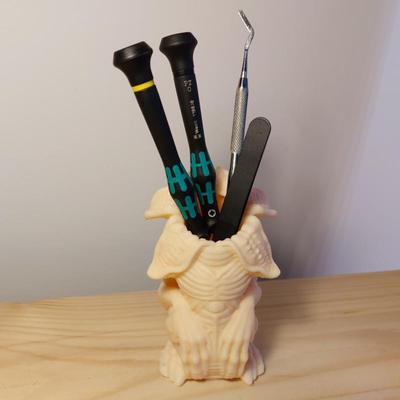 Creion Printat 3D pentru Birou Acasă Suport de Afișare Suport pentru Pix Decorațiune Înfricoșătoare Organizator de Birou Vertical