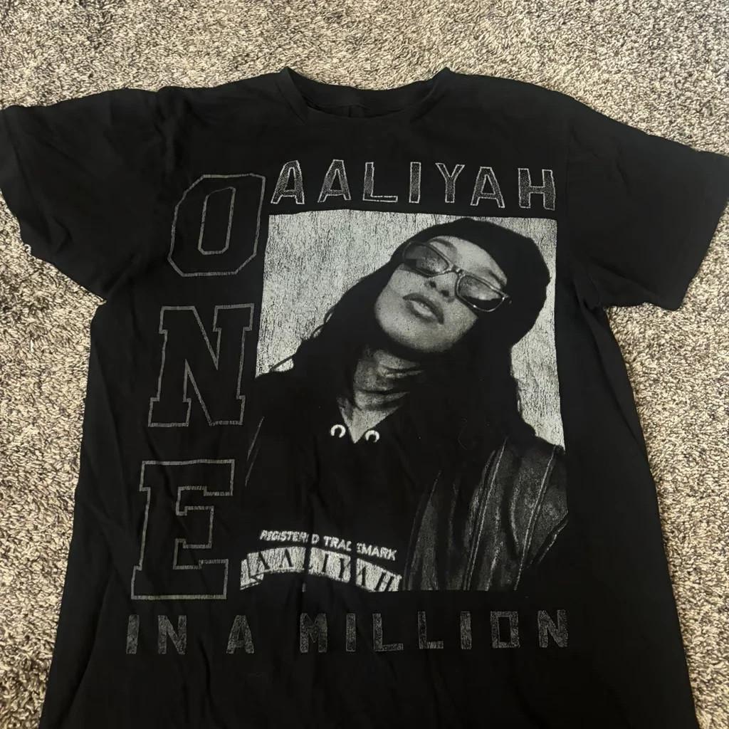 Vintage Aaliyah One in a Million Shirt Unisex Concert T-Shirt Full Size S-3XL S