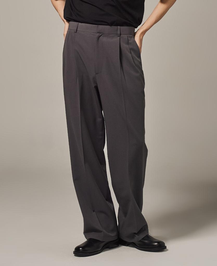 TRADCLUB Double-Pleat Wide Slacks
