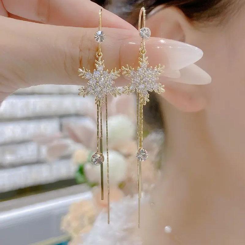 

Golden Long Snowflake Tassel Earrings with Fashionable and High-end Feel, Super Fairy Earrings, Versatile Accessories