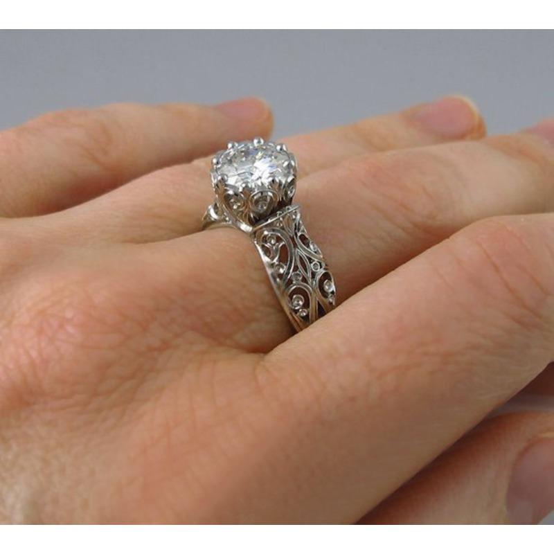 Sanjie Ring, Simple and Versatile Zircon Ring for Men and Women, Accessories Retro Flower Shape Diamond Ring