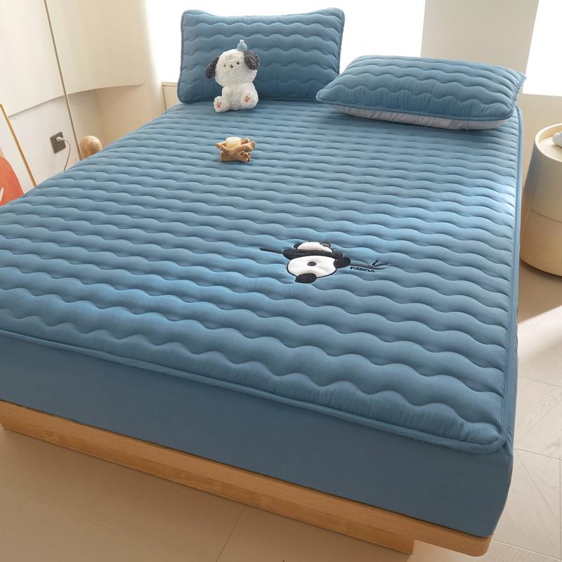 Cute Panda Embroidery Mattress Cover Soft Quilted Bed Pad Protector for Kids Girls Autumn Winter Fitted Sheets with Deep Pocket