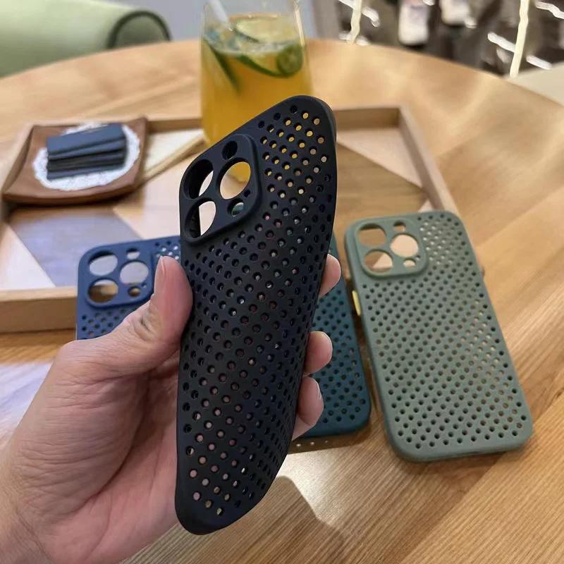 Luxury Soft Heat Dissipation Phone Case For IPhone 11 12 13 14 15 16 Pro Max Plus Hollow Ultra Thin Plain Cover