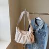 Bag women's large-capacity new simple and versatile pleated shoulder messenger bag class tote bag