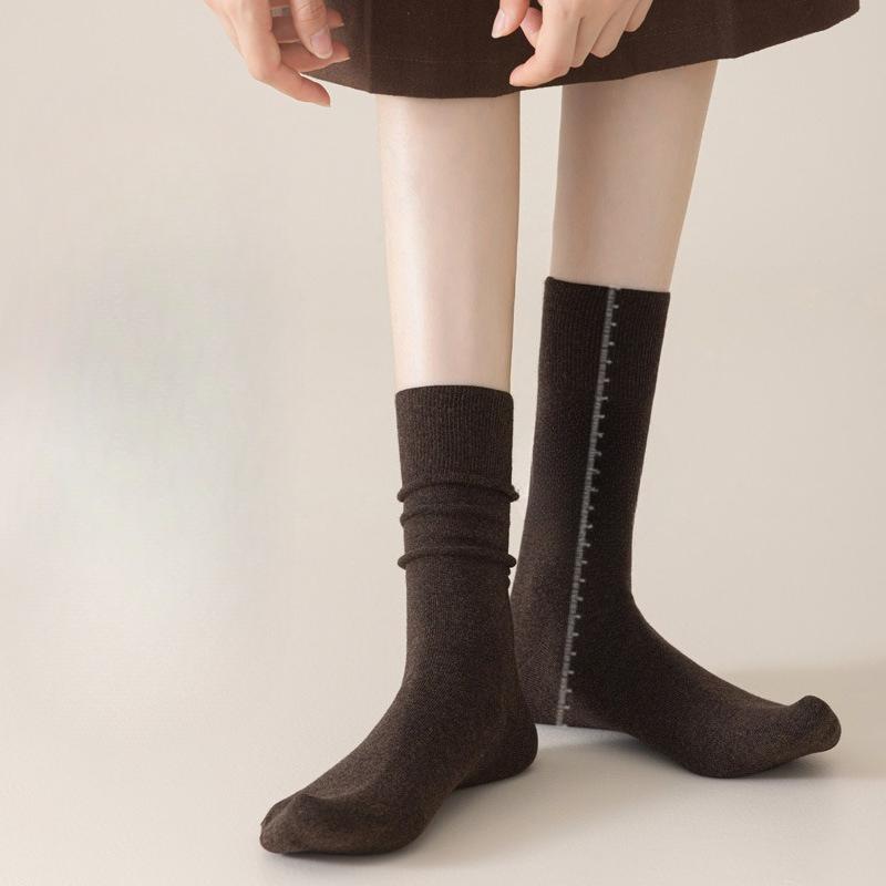 Thick Pure Cotton Socks for Women In Autumn and Winter, Loose Long Tube, Anti-odor and Sweat-absorbing, Solid Color Pile Socks for Autumn