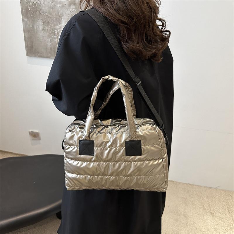 Large-capacity Women's Bags Trendy Fashion Niche Design Bags Women's Autumn and Winter New Shoulder Messenger Bags Tote Bags
