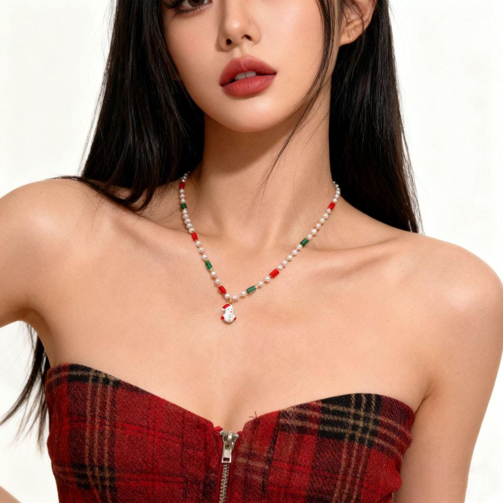 European-American Christmas Pearl Crystal Necklace: Snowman & Tree Choker with Creative Santa Claus Clavicle Chain