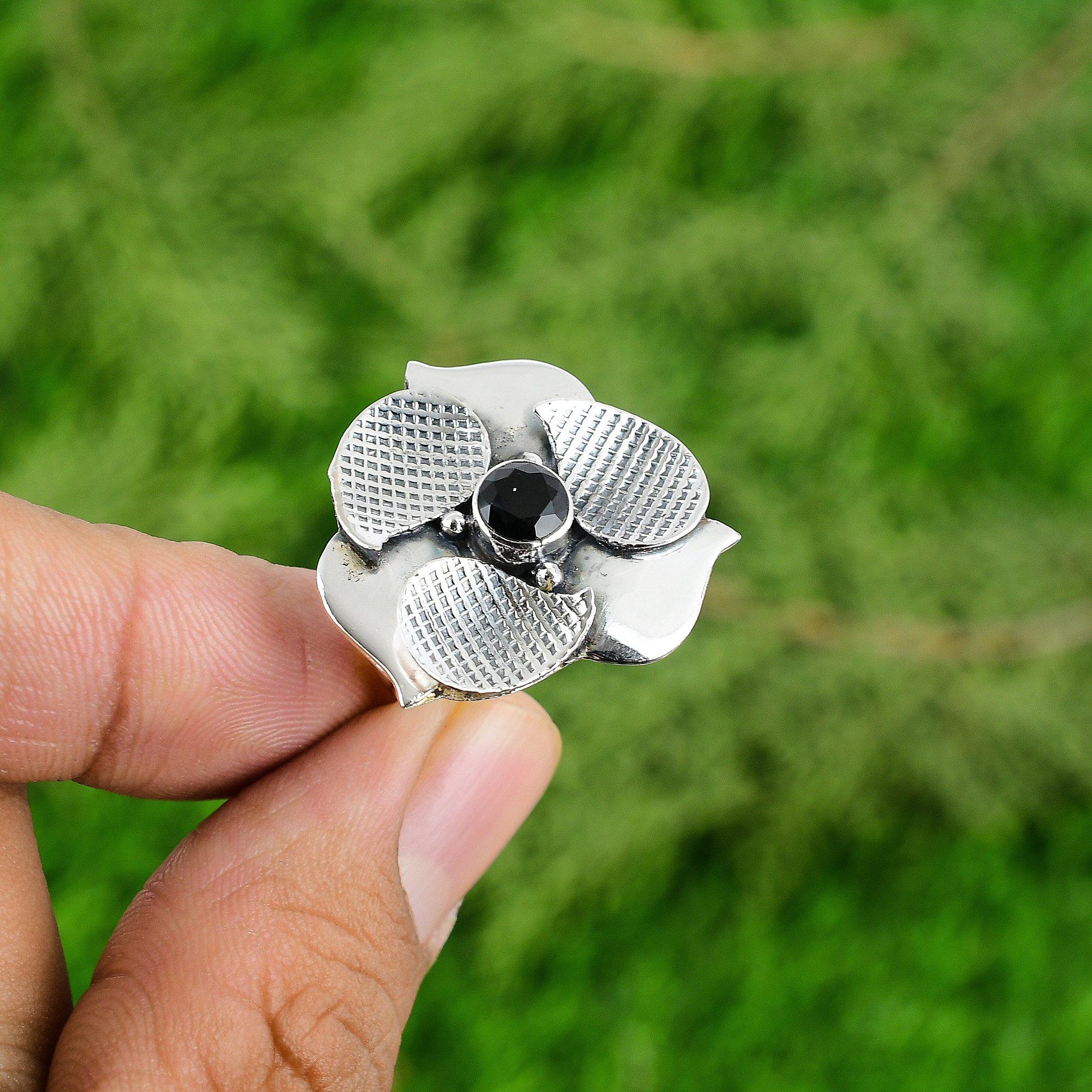 

Round Black Onyx Gemstone Bezel Flower Statement Ring Jewelry Sterling Silver Adjustable