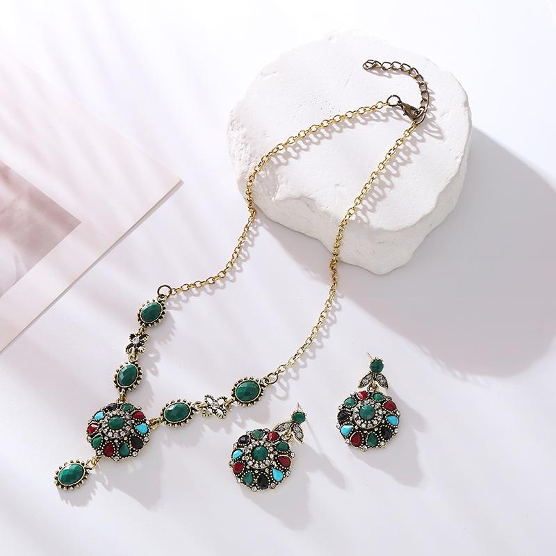Vintage Bohemian Colorful Crystal Necklace And Earring Set For Women Exaggerated Luxury Temperament Jewelry