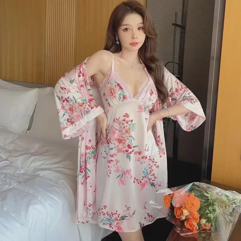 Sexy Pyjama-Set aus Eisseide für Damen – Sommer/Herbst 2023: Vierteilig, dünn, Brustpolster, Hosenträger, Nachthemd und Morgenmantel