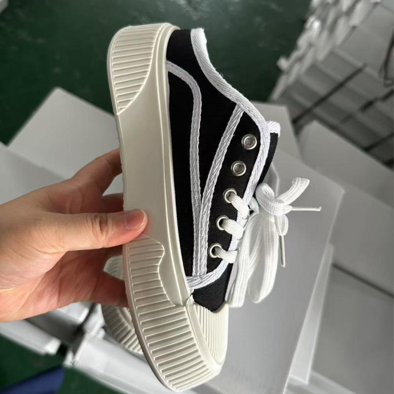 Baotou flat-soled slippers women's spring, summer and autumn canvas shoes soft-soled half slippers casual sports board shoes women's outer wear