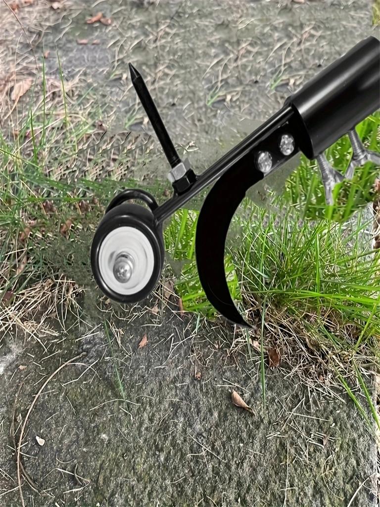 1 Piece Heavy Duty Metal Garden Weeding Roller - Multifunctional Gap Tool with Adjustable Handle and Rotating Wheel Can Effectively Remove Weeds o