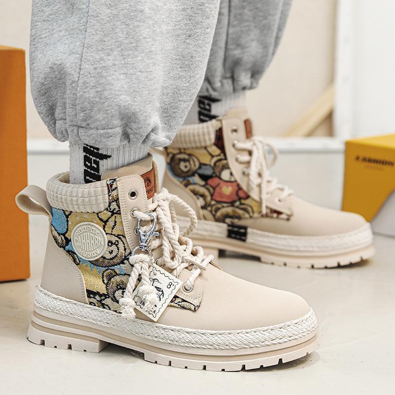 Autumn and Winter High-top Thick-soled Straw Martin Boots Outdoor Casual Short Boots Mountaineering Bear Couple Boots