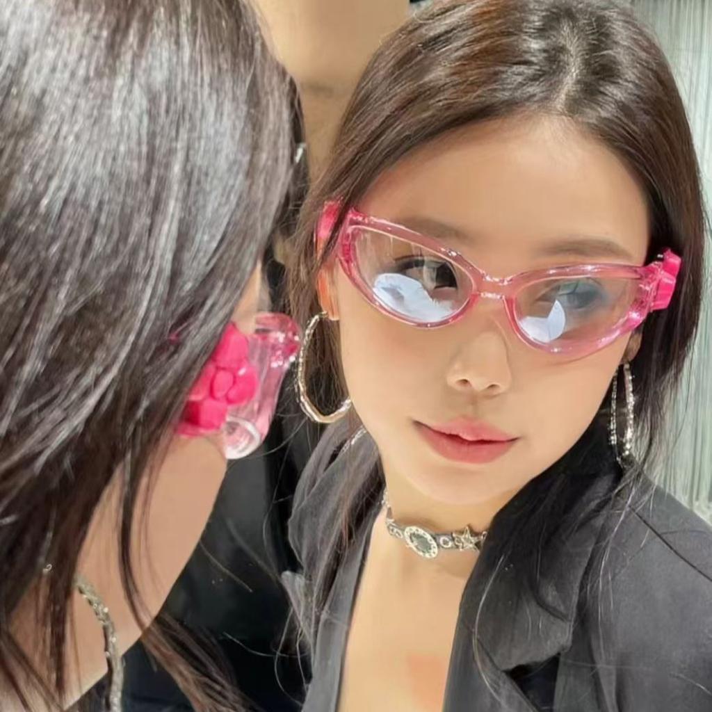 2025 New Korean Ins-style Heart-shaped Fashionable Sunglasses, Y2K Millennial Jelly Style