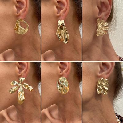 Windgeometrie Flüssigmetall Plissierte Ohrstecker Damen, Übertriebene Unregelmäßige Große Blume Lava Ohrringe