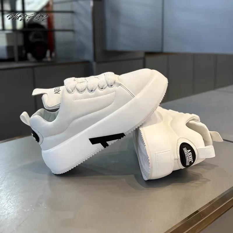 Men Chunky Sneaker Men Designer Board Shoes Fashion Casual Microfiber Leather Shoes for Men Upper Height Increased Platform Shoe