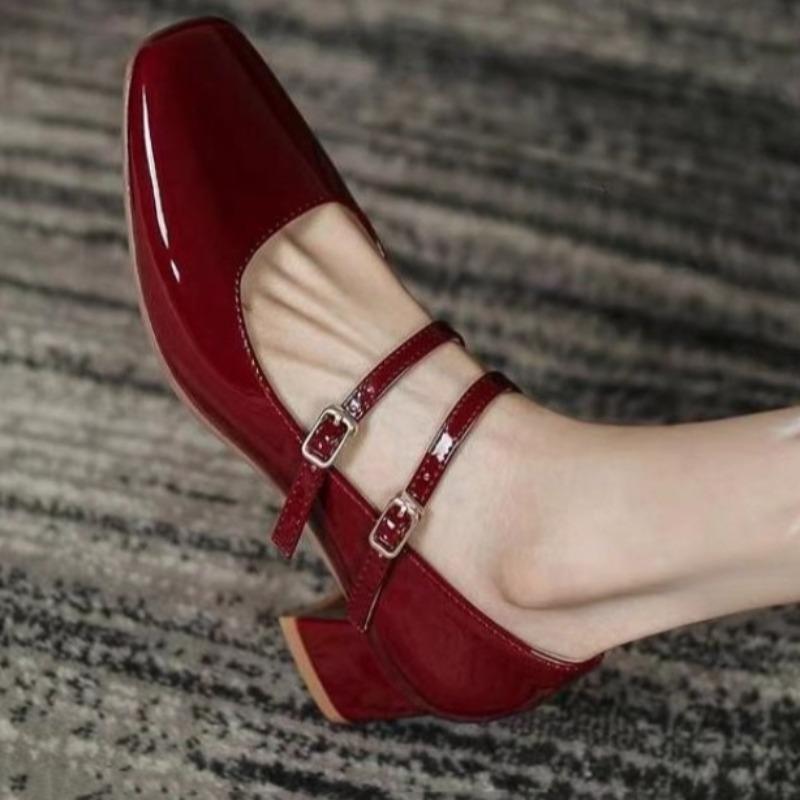 French retro two-tone single shoes casual with skirt all-match high heels 2026 daily patent leather women's Mary Jane shoes