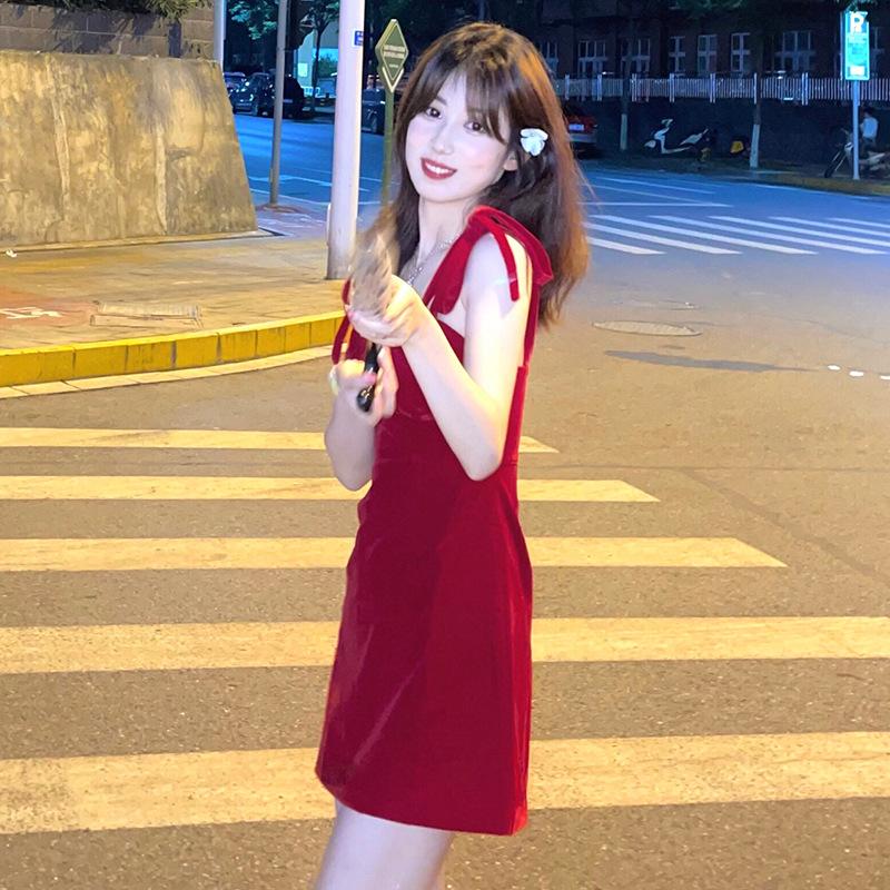 Suspender Dress Women's French Waist Red Sexy Short Skirt Spring and Summer New Skirt Tight Fairy Hip Skirt