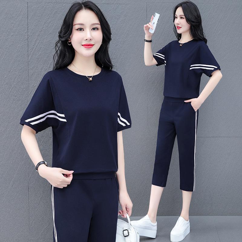 Women's Summer Fashion Cotton Sportswear Set: Batwing Shirt & Mid-Length Pants