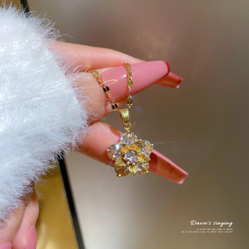 Titanium Steel Micro-Inlaid Copper-Plated Real Gold Snowflake Zircon Pendant Necklace Female Versatile Collarbone Chain Titanium Steel Chain