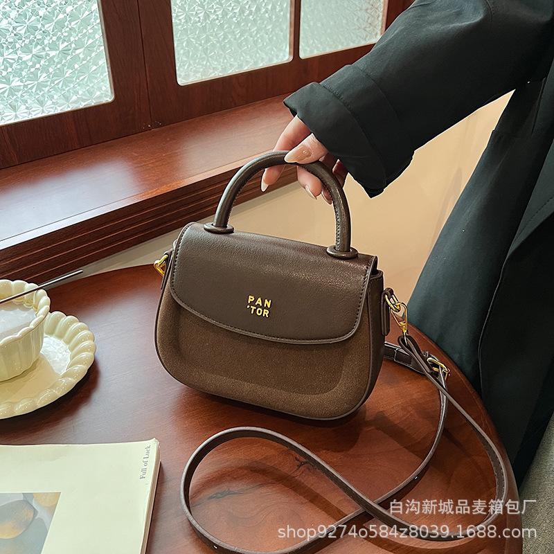 

This year s popular fashion versatile portable small bag for women 2025 new trendy retro shoulder crossbody small square bag for women