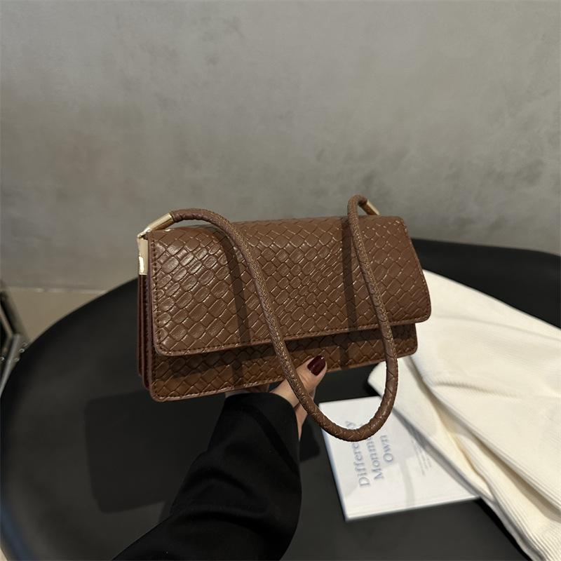 Simple shoulder bag, foreign style hand bag, new woven pattern versatile casual armpit bag