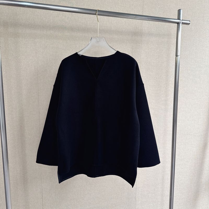 

Orders Exported to Japan Women V-neck Hoodie Loose Casual Long sleeve Top Spring and Autumn Black Free size (F)