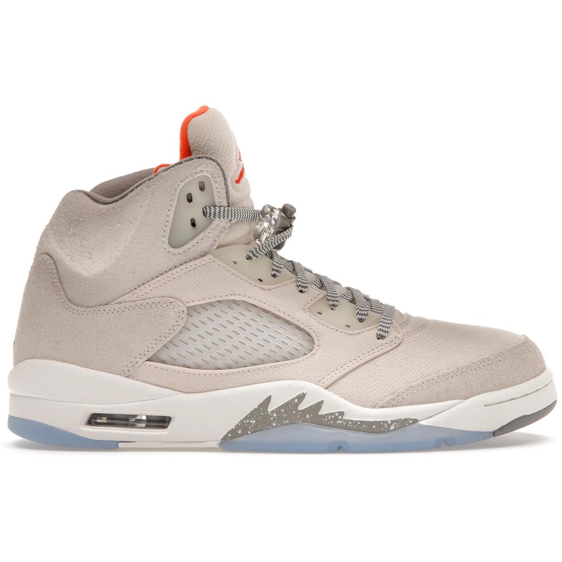 

Кроссовки Jordan 5 Retro SE Craft Светло-орехово-коричневый(ФД9222-180) 40.5
