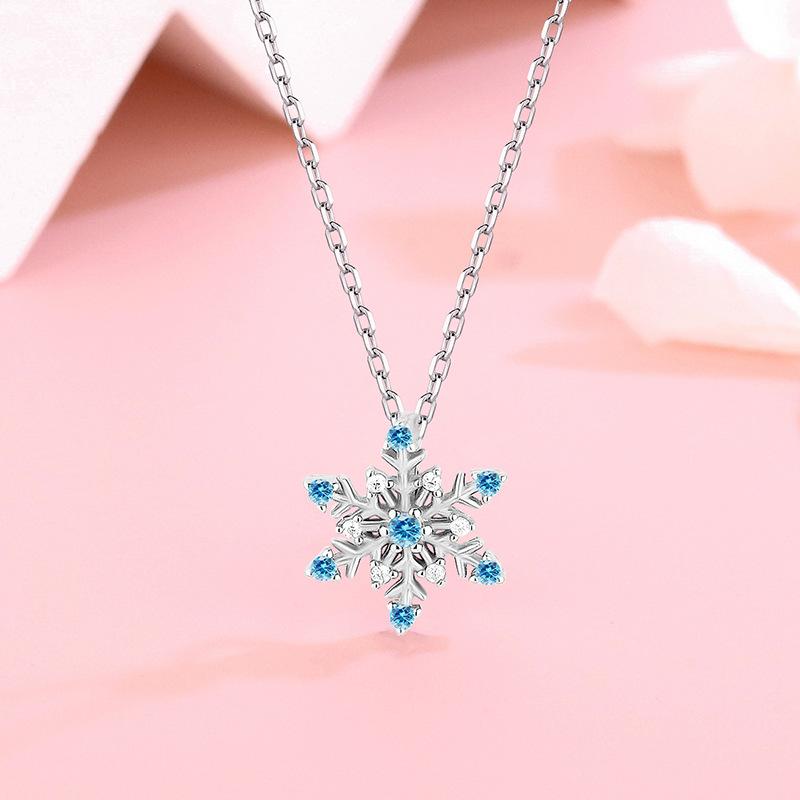 New Snowflake Necklace for Women, Simple and Fashionable Korean Version, Small Clear, New Blue Snowflake Pendant