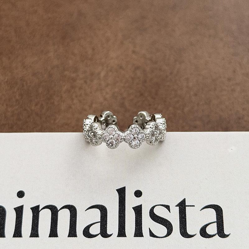 Light Luxury Sweet Cool Wind Red Zircon Moon Four-Leaf Clover Diamond Zir*****Pen Ring Super Fairy Stacked Wearing Niche Ring