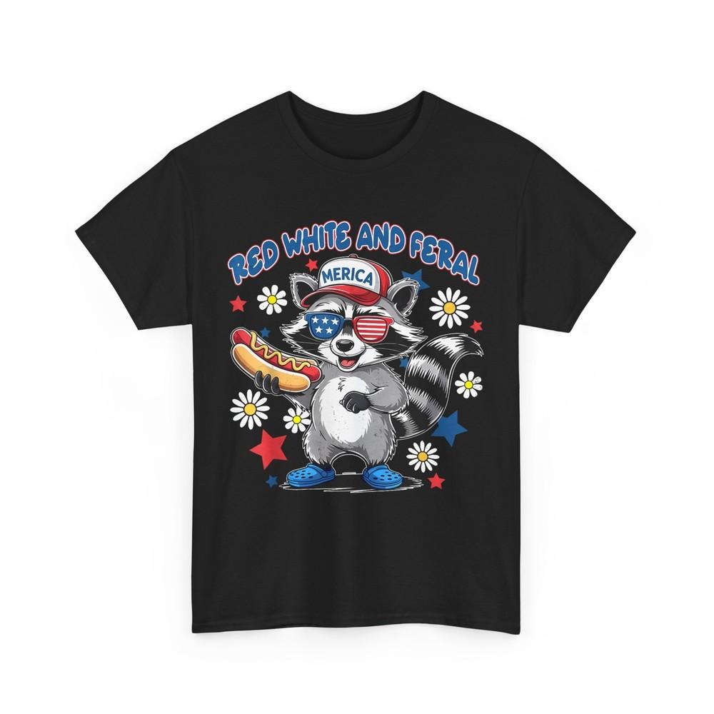 

4th of July Raccoon T-Shirt, Red White And Feral Raccoon Hot Dog Funny T-Shirt 4XL